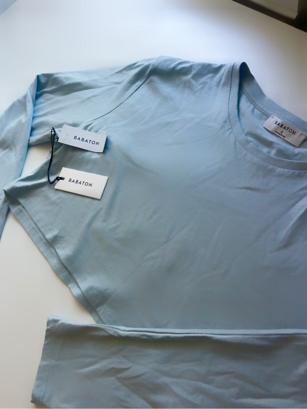 *NEW* Babaton (Aritzia) Light Blue Crewneck Cropped Longsleeve